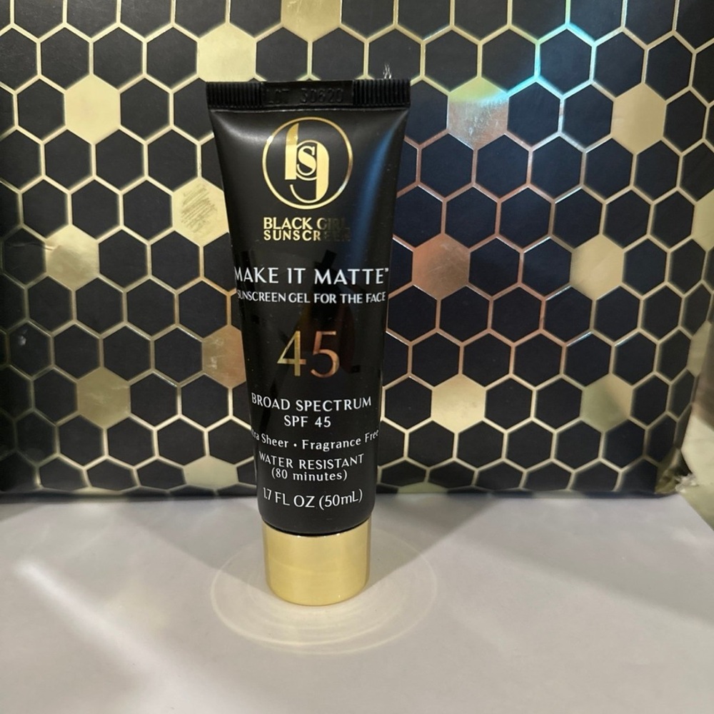 Black girl sunscreen make it matte spf45